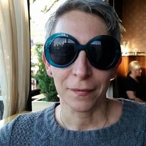 Meet your Posher, Julia